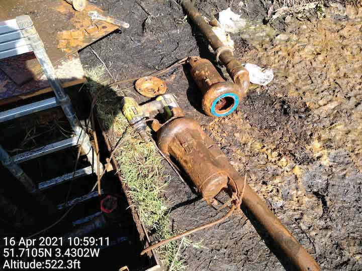 Corroded equipment unquestionably is pumping the best solution to the continuing problem of flooding at the Ynys?